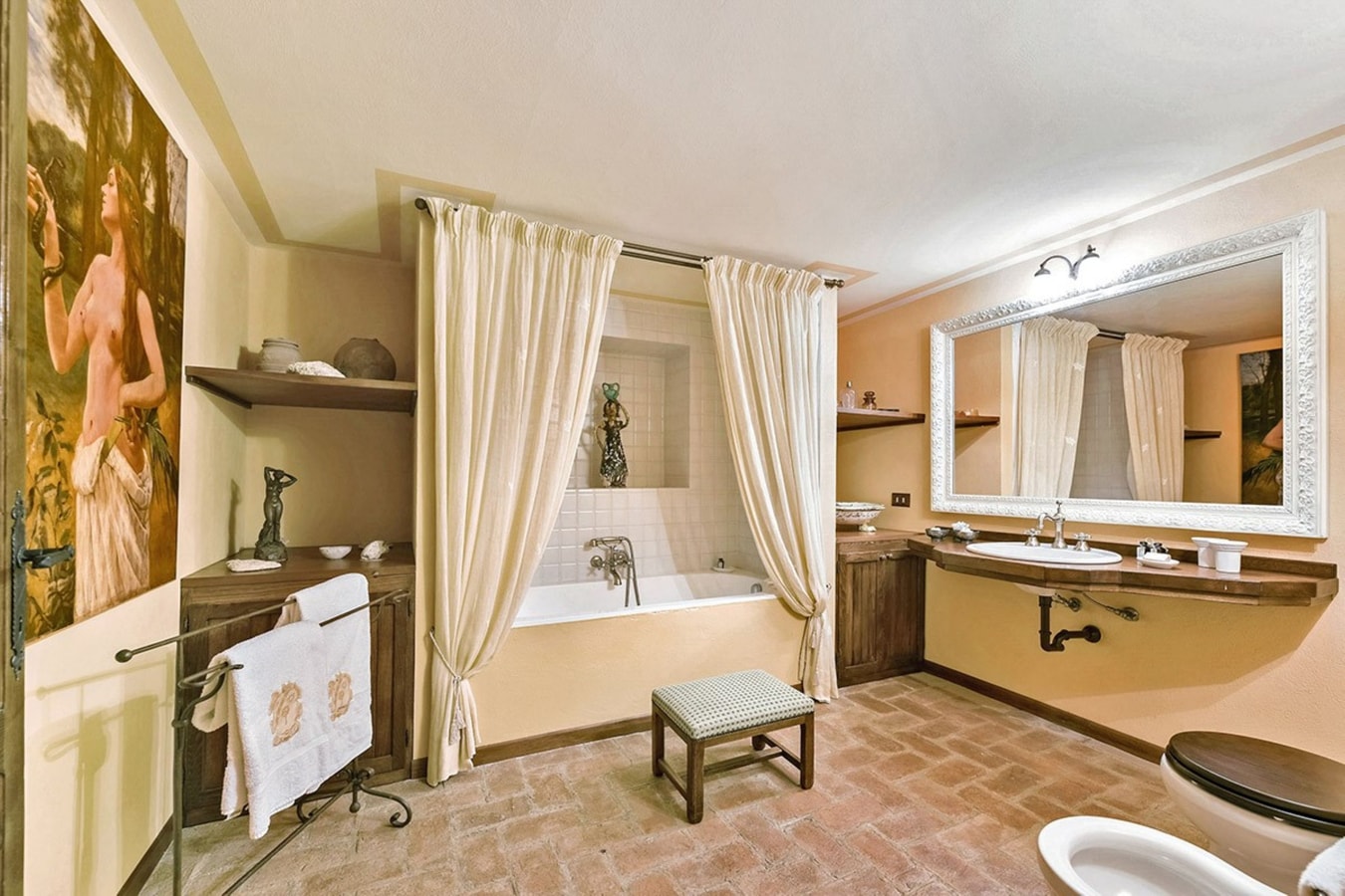 Villa Montina - Beautiful typical Tuscan house with private pool 26 Villas in Italy