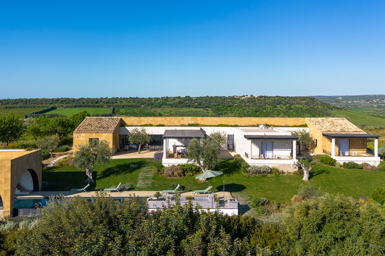 Villa Iseppa - Modern villa with pool 45 Italian Breaks