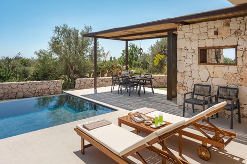 Villa Avola, Modern Villa with Private Pool 39 Villas in Italy