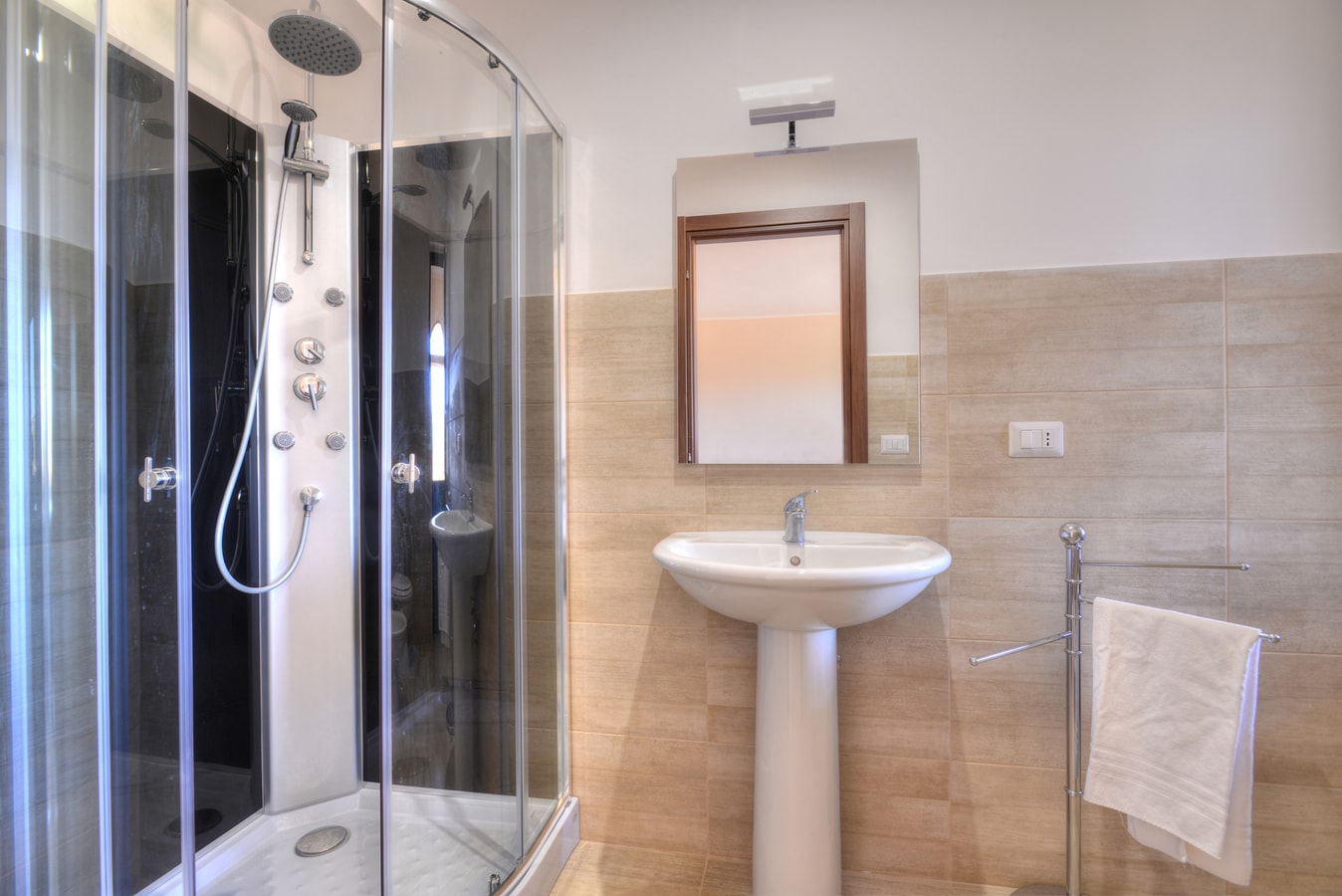 Villa Rubino, Elegant Country House with Pool 13 The Prestige Villa Collection