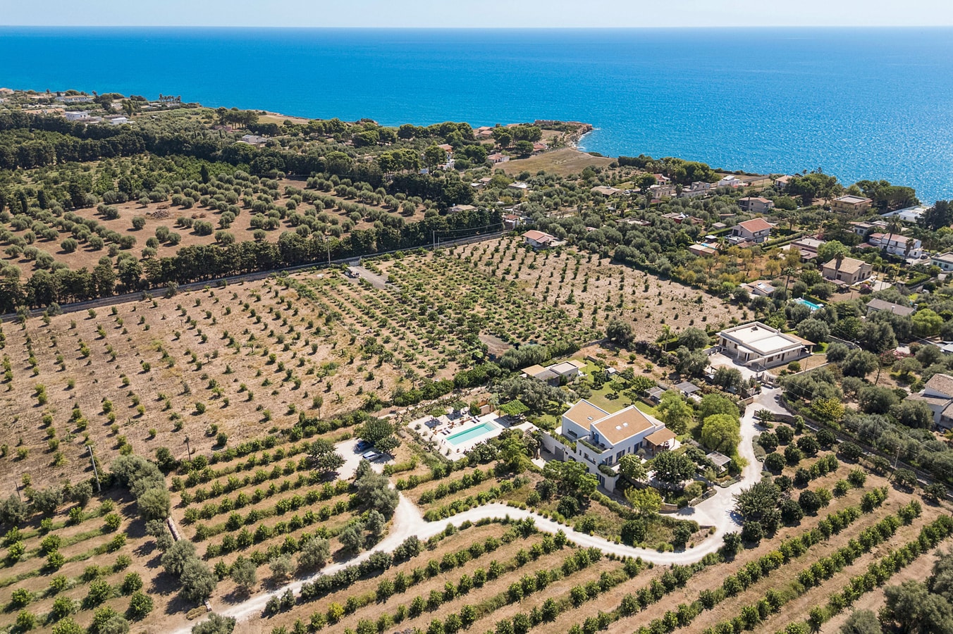 Villa Giordana with private swimming pool, Sicily 61 Villas in Italy