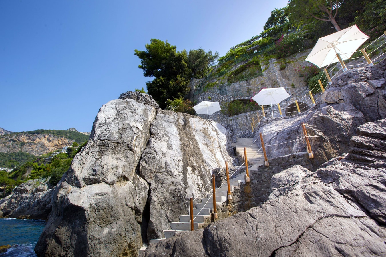 Villa Affascinante - Villa with direct sea access 44 Villas in Italy