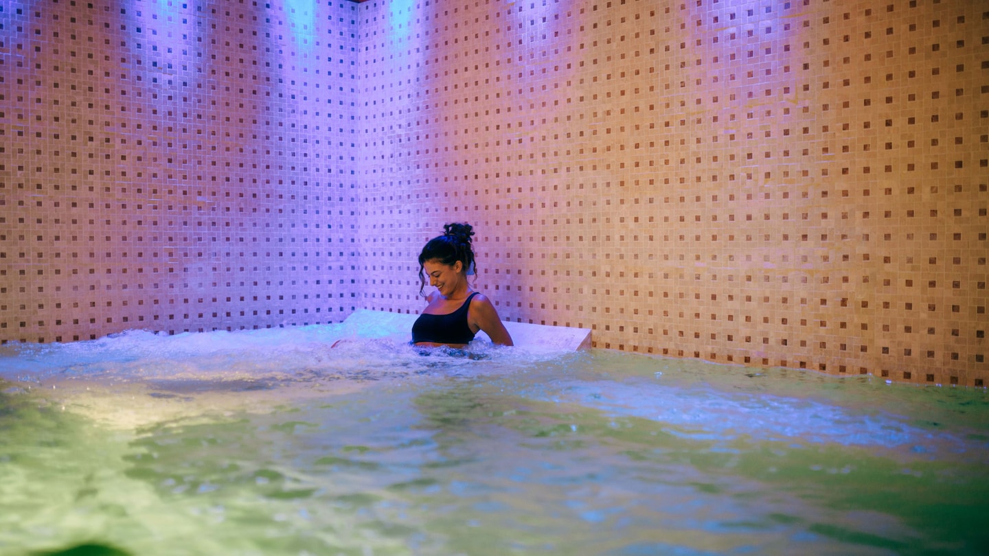 Villa Acquabella with lake views and pool 4 Villas in Italy