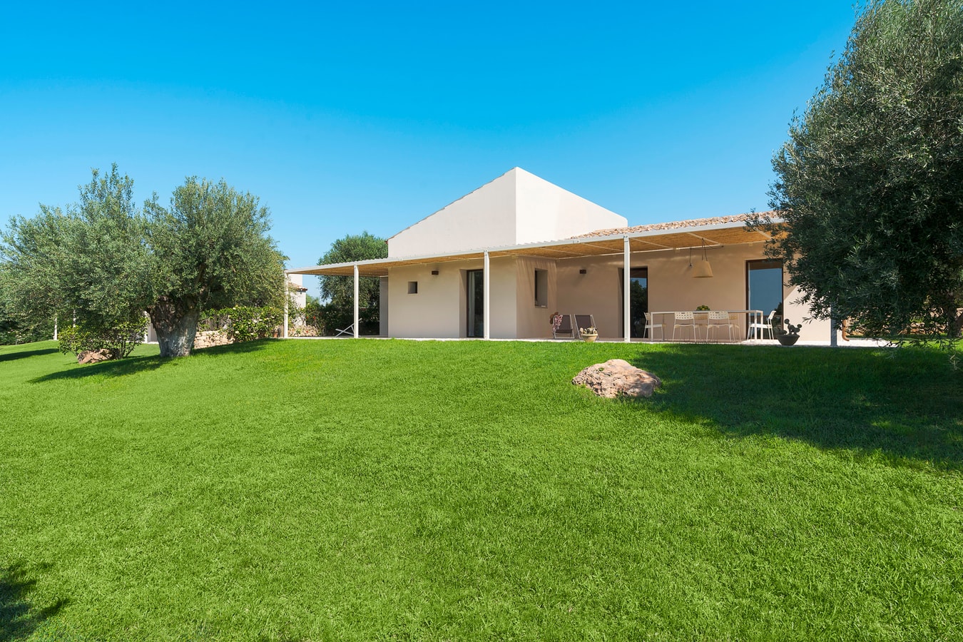 Casa Carol (Bianco) - Villa with shared pool 36 Villas in Italy