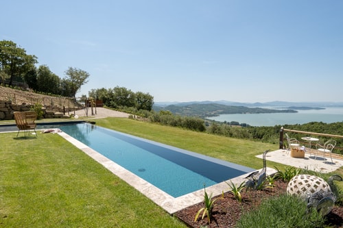 Villa Il Lago, Retreat with Heated Infinity Pool 41 Villas in Italy