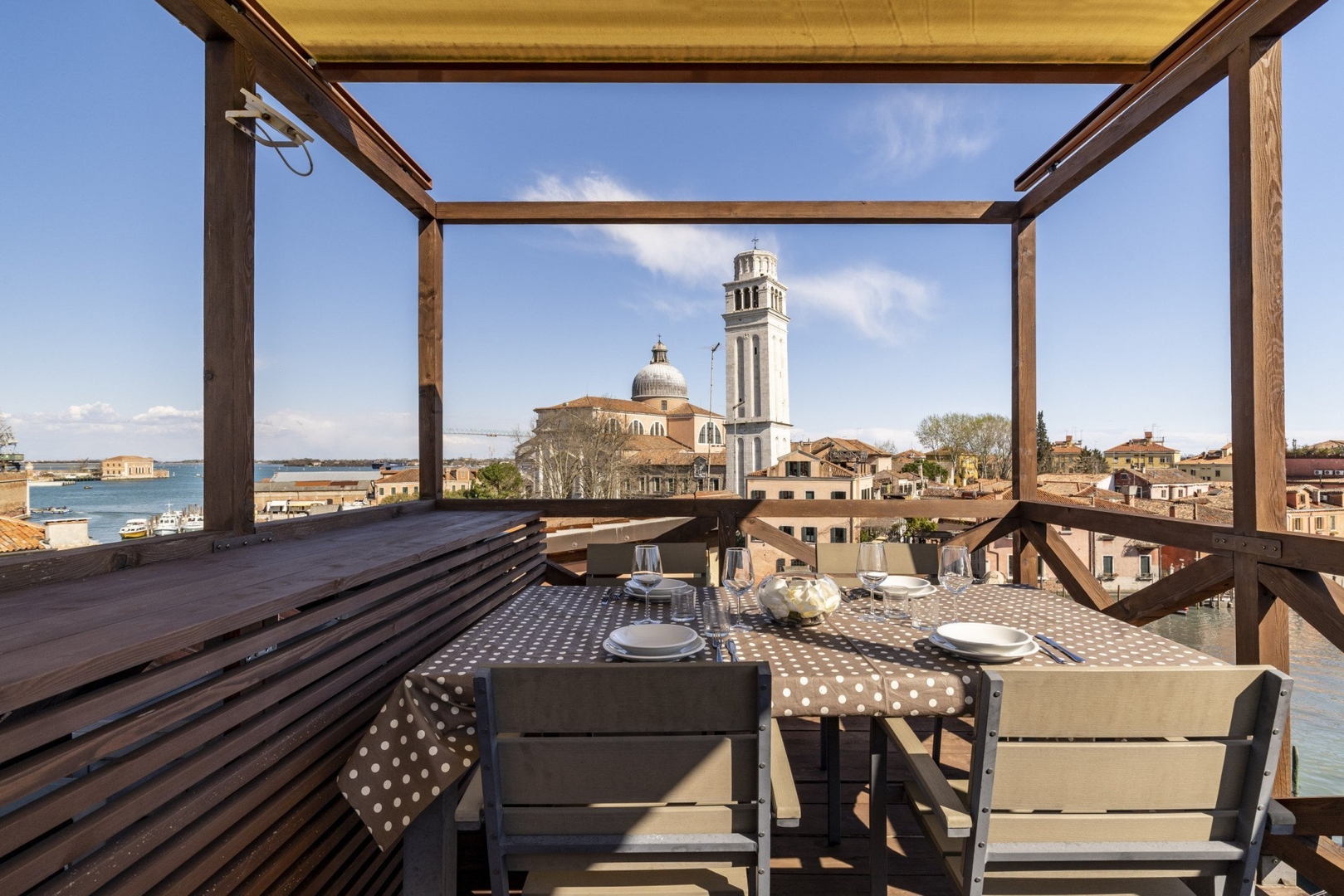 Balcone Apartment 0 Villas in Italy