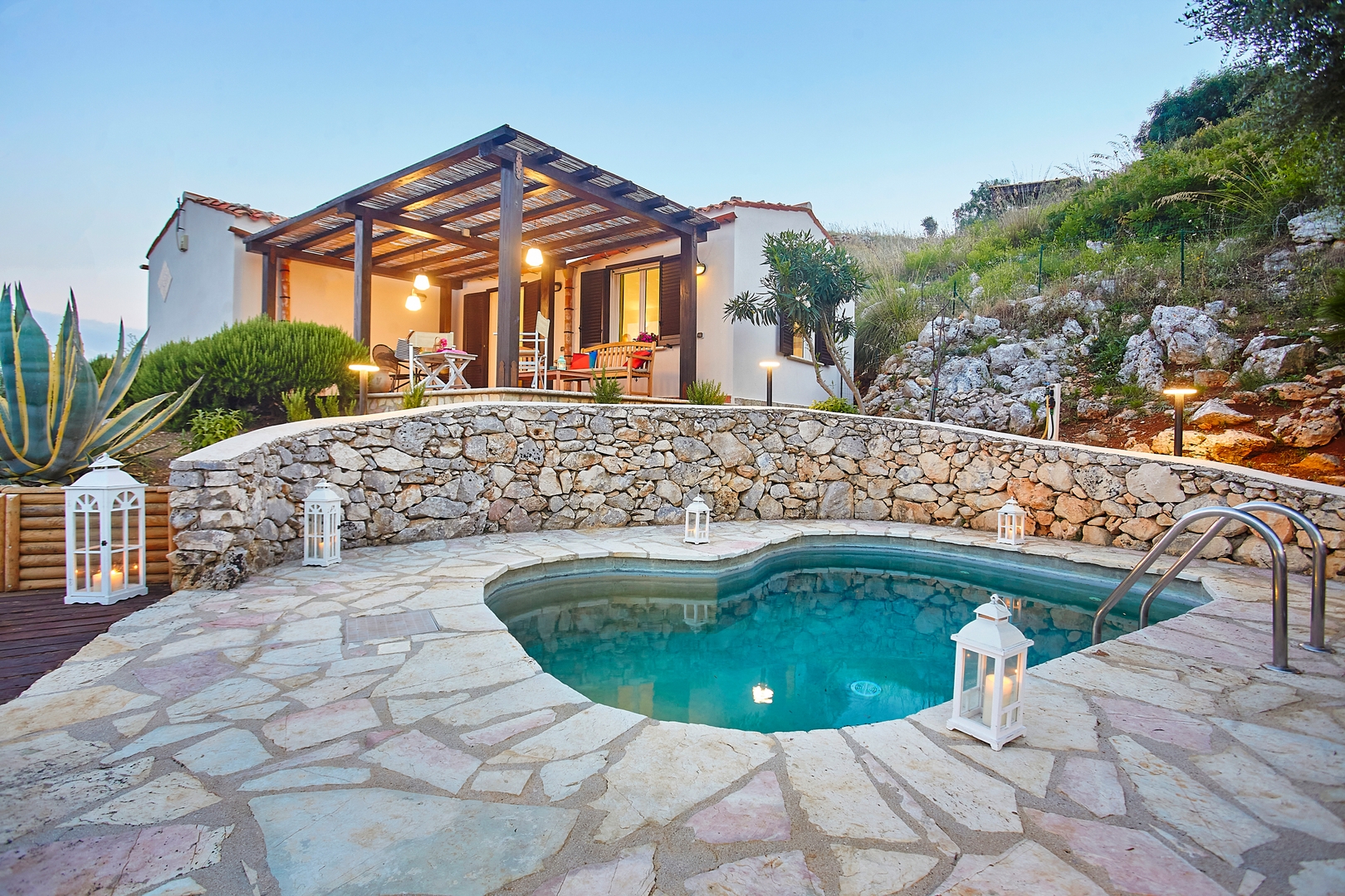 Villa Guscio – Castellamare del Golfo, Trapani area 4 Villas in Italy