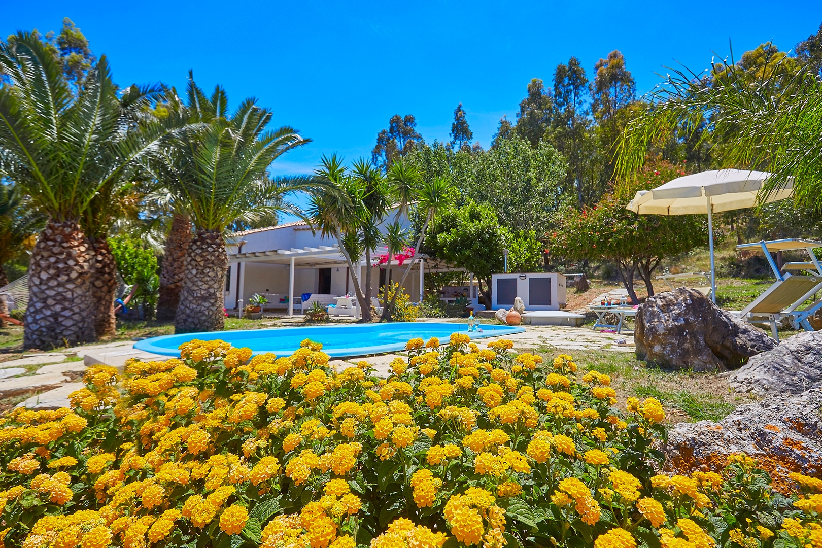 Villa Sicilia, near the sea 26 Villas in Italy