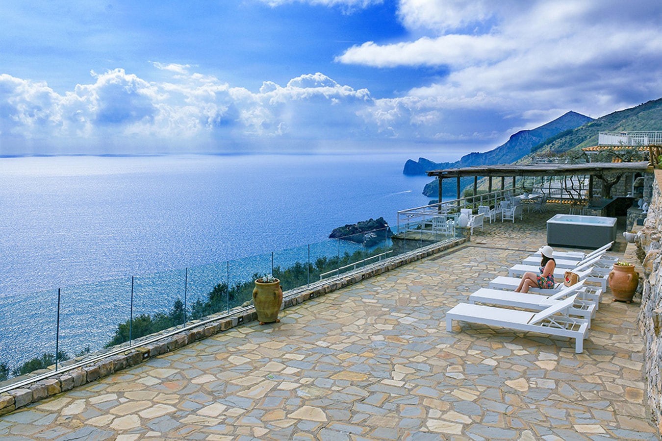 Villa Silenzio, Secluded Retreat with Sea Views 37 Villas in Italy