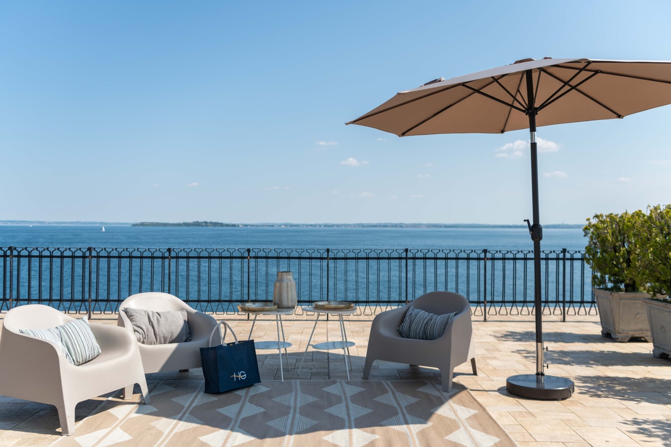 Villa Nilda - Private lakefront property with pool 3 Italian Breaks