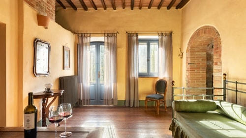 Podere Pulciano - Historic Tuscan farmhouse with pool 47 Italian Breaks