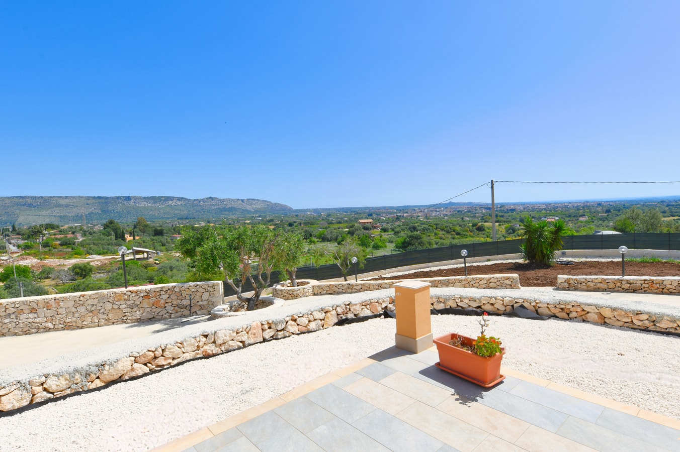 Villa Luce, close to town 45 Villas in Italy