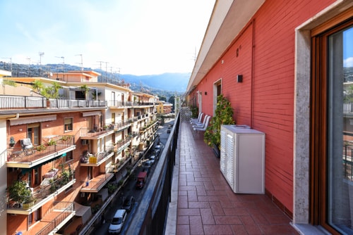 Casa Nizza, Apartment in Town Centre 1 Villas in Italy