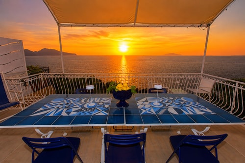Villa Albi, Private Villa with Shared Pool 1 Villas in Italy