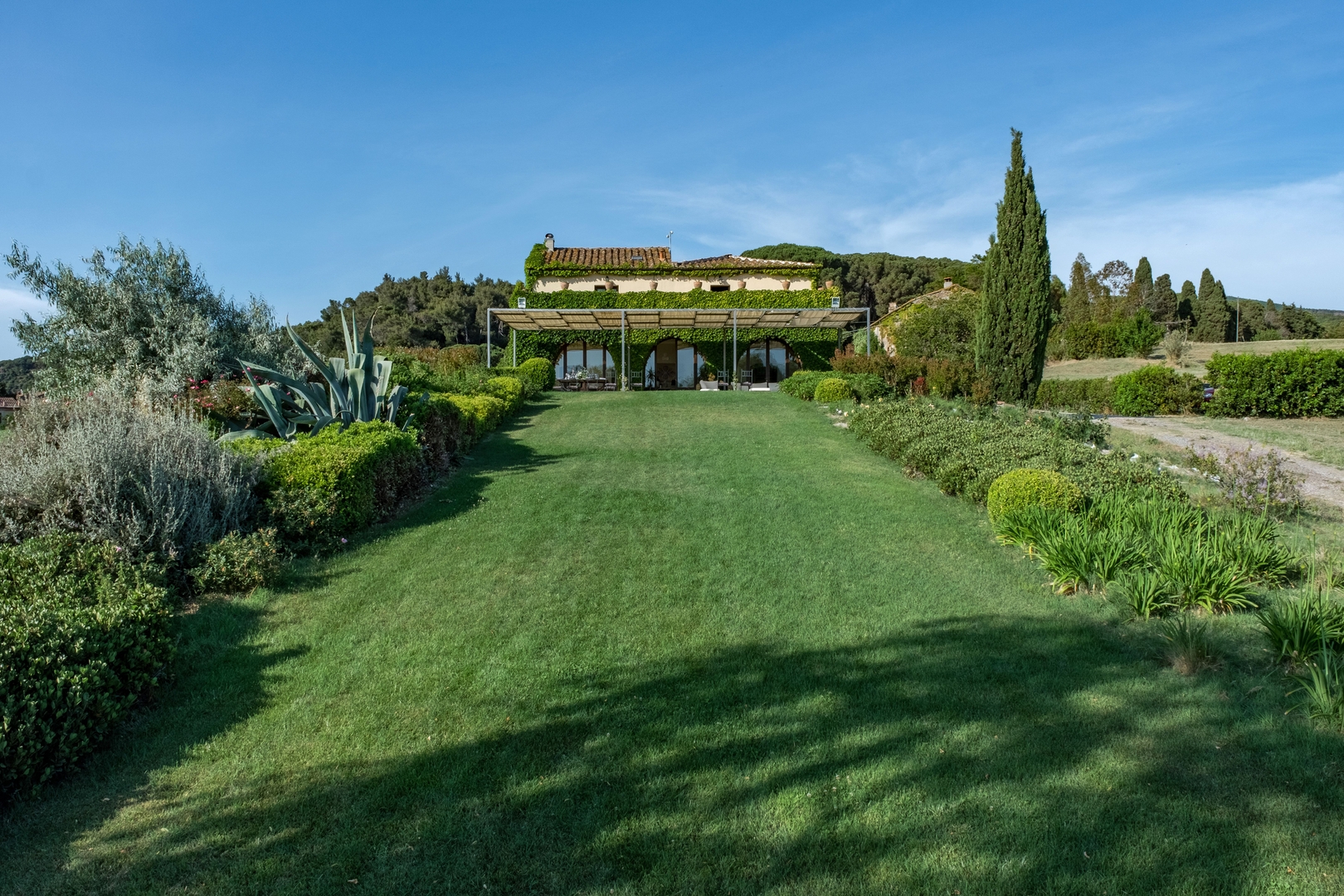 Villa Il Posto - Castellina Marittima, Pisa 26 Villas in Italy