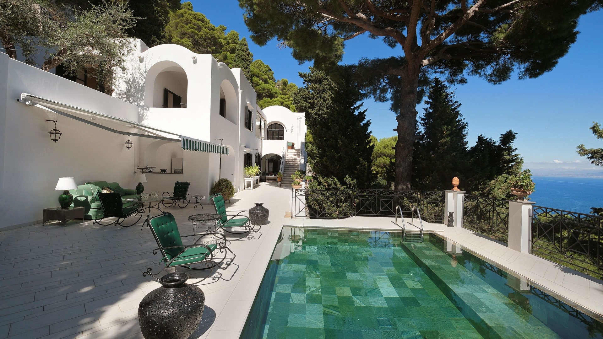 Villa Fernanda - Two villas with pool in Capri 31 Villas in Italy