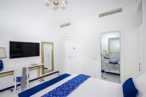 Villa Dani - Sea-facing villa with two pools 30 Villas in Italy