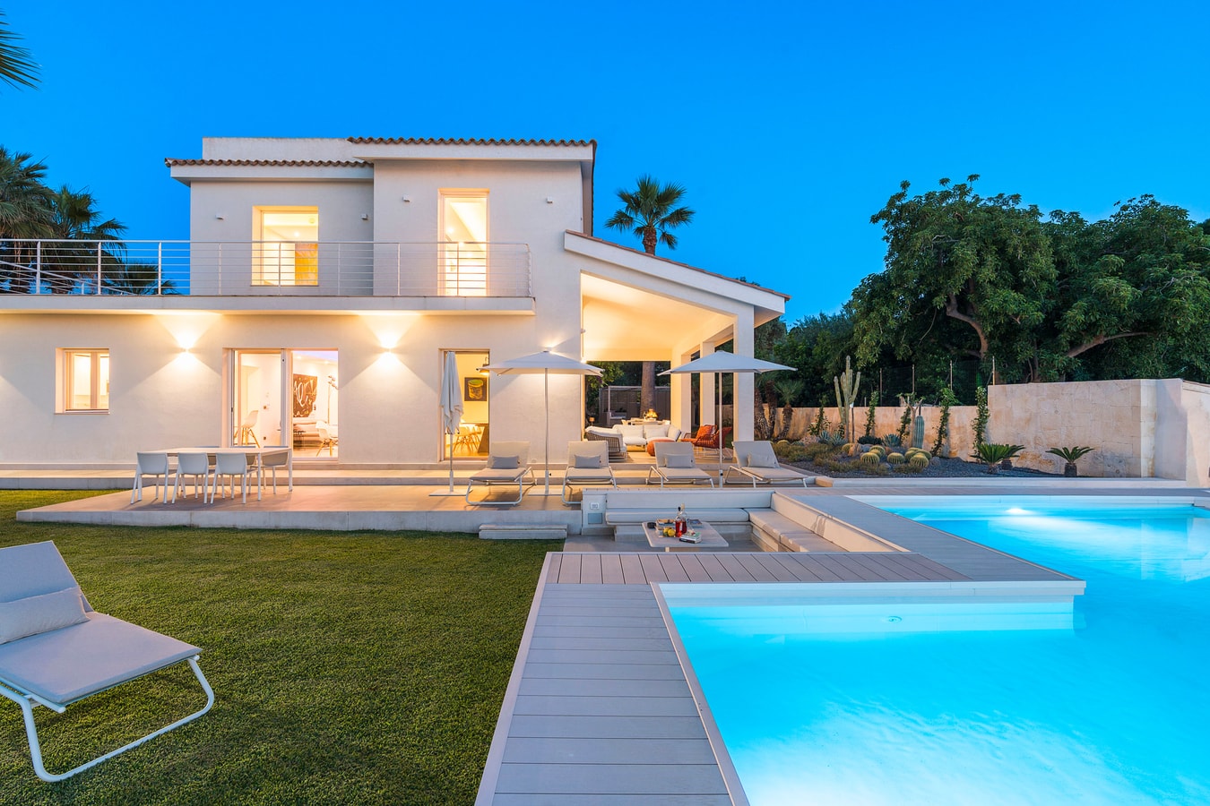 Villa Artista – Syracuse Area 72 Villas in Italy