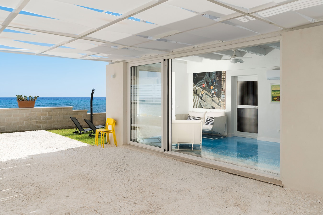 Piccio Suite - Seafront Apartment 23 Villas in Italy