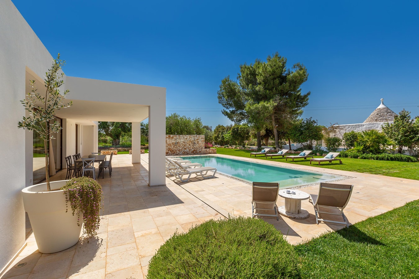 Villa Carovigno - Modern luxurious villa with private pool 4 The Prestige Villa Collection