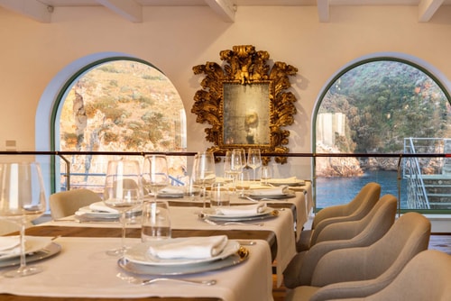 Isola del Poeta, Private Island with Pool & Chef 11 Villas in Italy