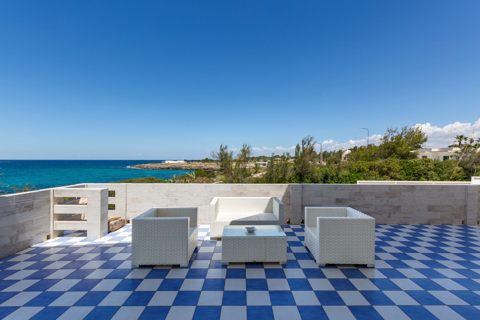 Villa Rosemund - Private seafront villa with pool 4 Villas in Italy
