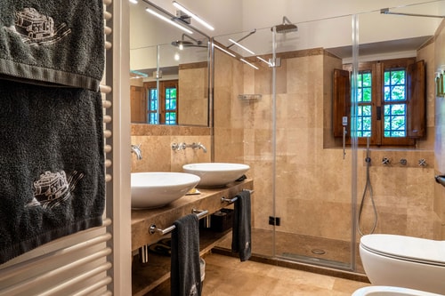 Villa Gaiole – Tuscan Estate with Pool & Spa 35 Villas in Italy