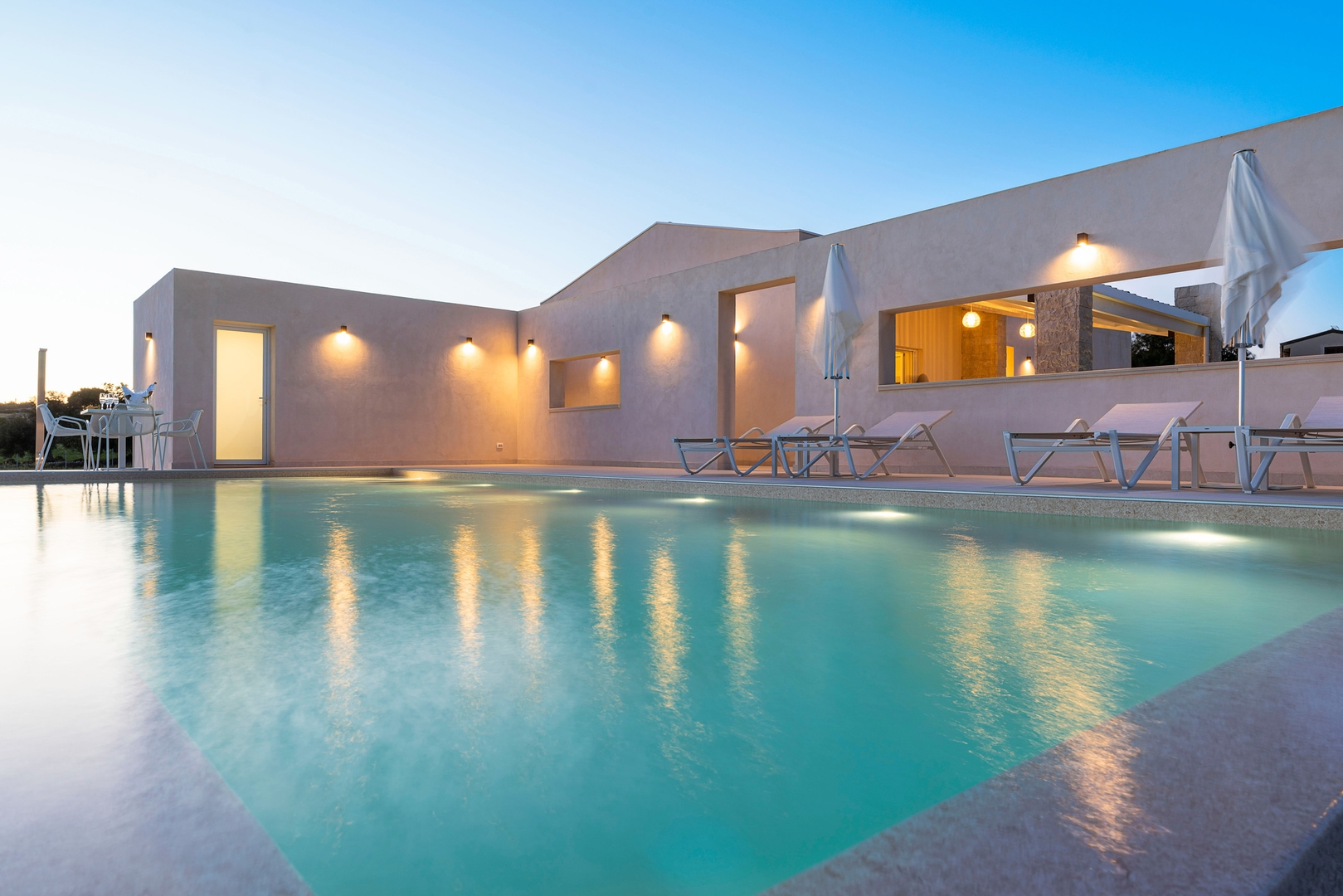 Villa Angelo - Elegant private villa with pool 2 Villas in Italy