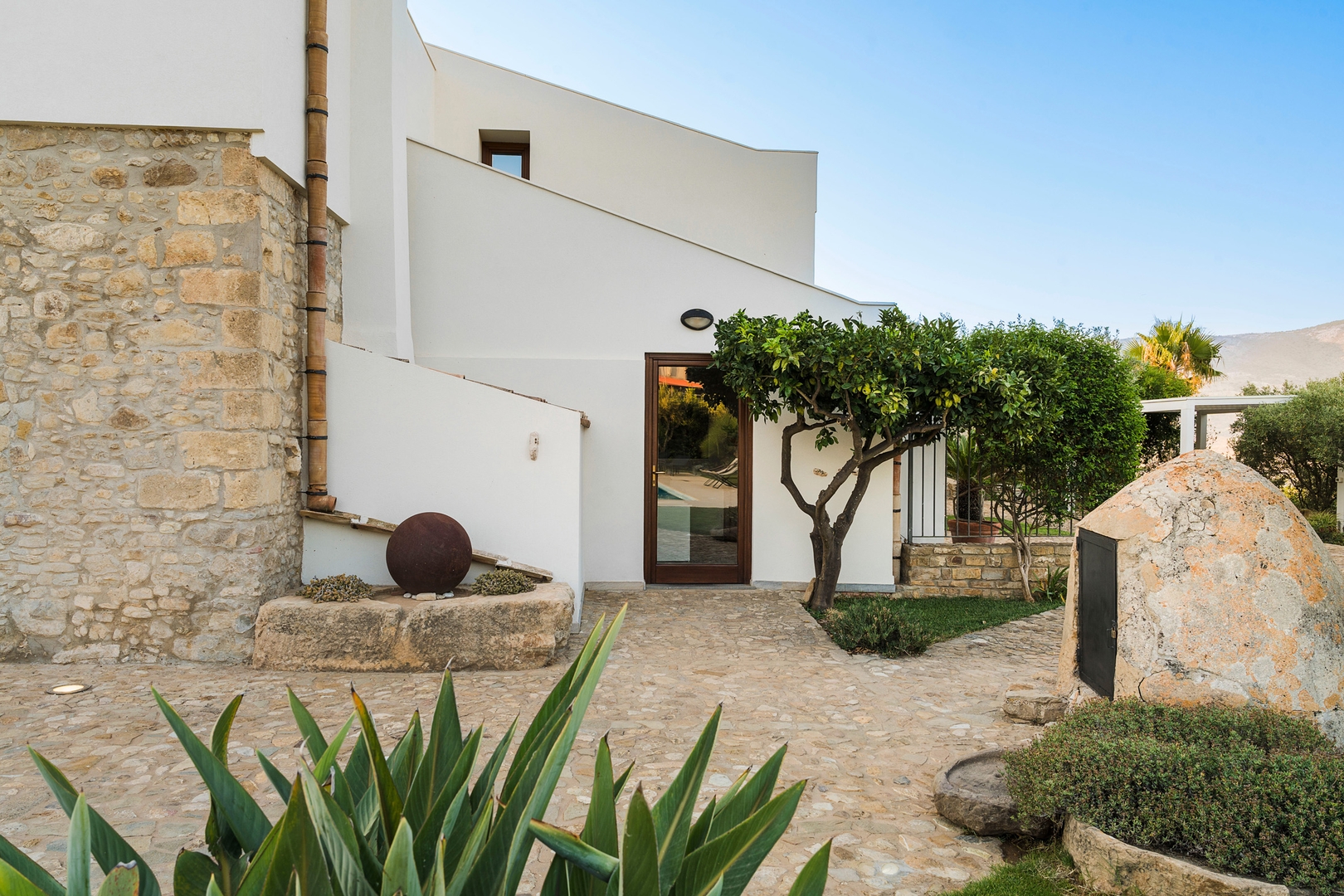 Villa Rega - Private villa with pool in Sicily 79 Villas in Italy