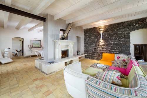 Villa Etnea - Private villa with pool and jacuzzi 5 Villas in Italy