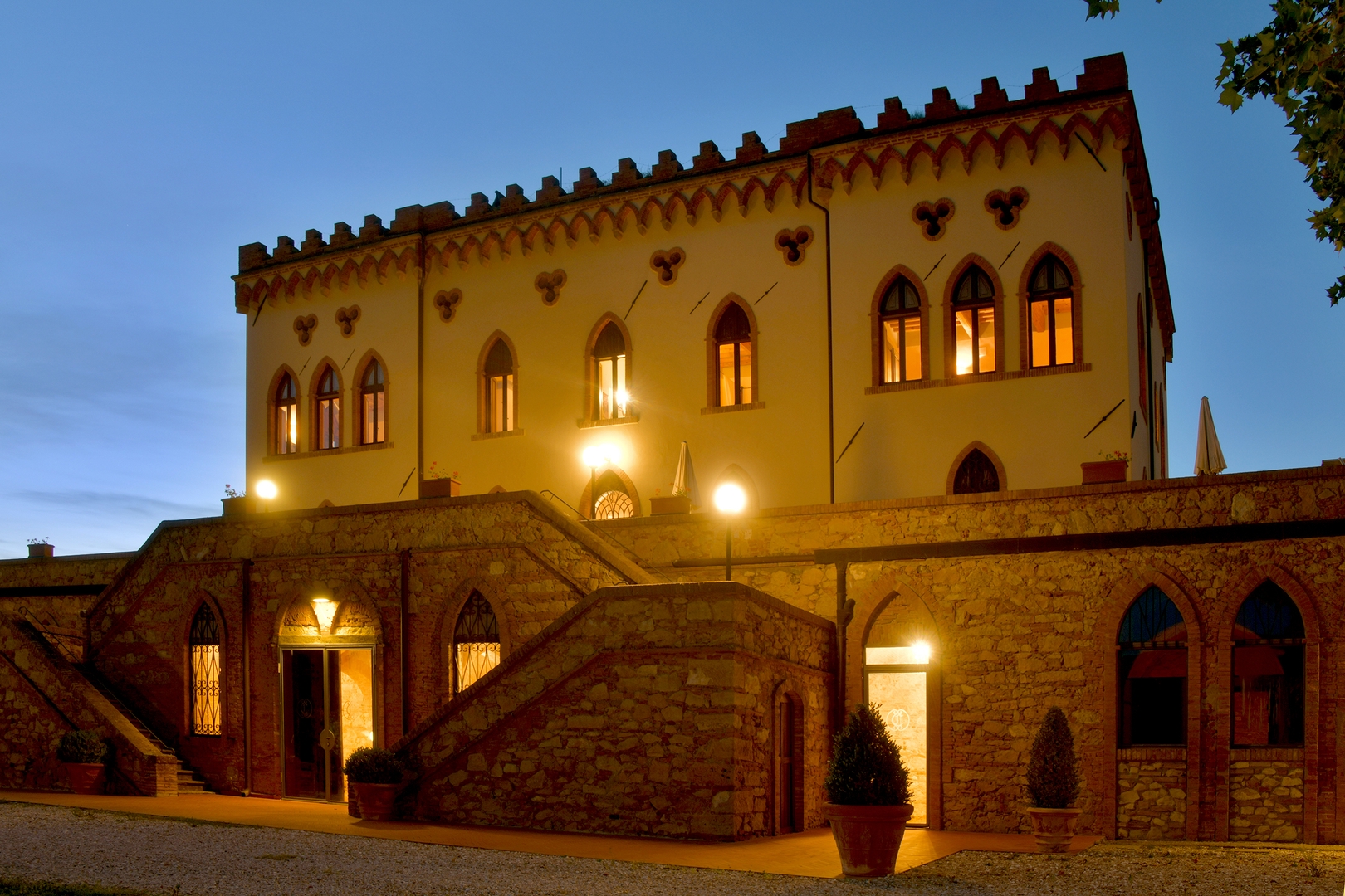 Castello Casalino – Guardistallo – Pisa area 39 Villas in Italy