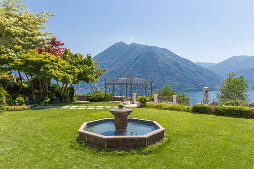 Villa Classica, Historic villa with lake views 9 Villas in Italy