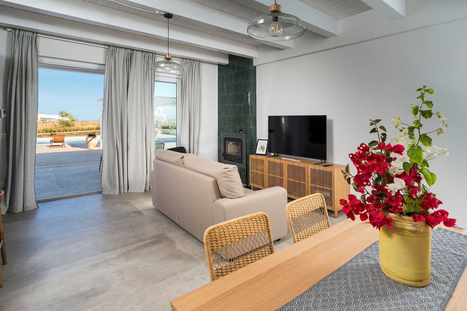 Villa Pachino - modern villa with pool 17 Villas in Italy