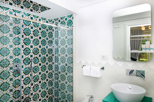 Villa Dani - Sea-facing villa with two pools 17 Villas in Italy