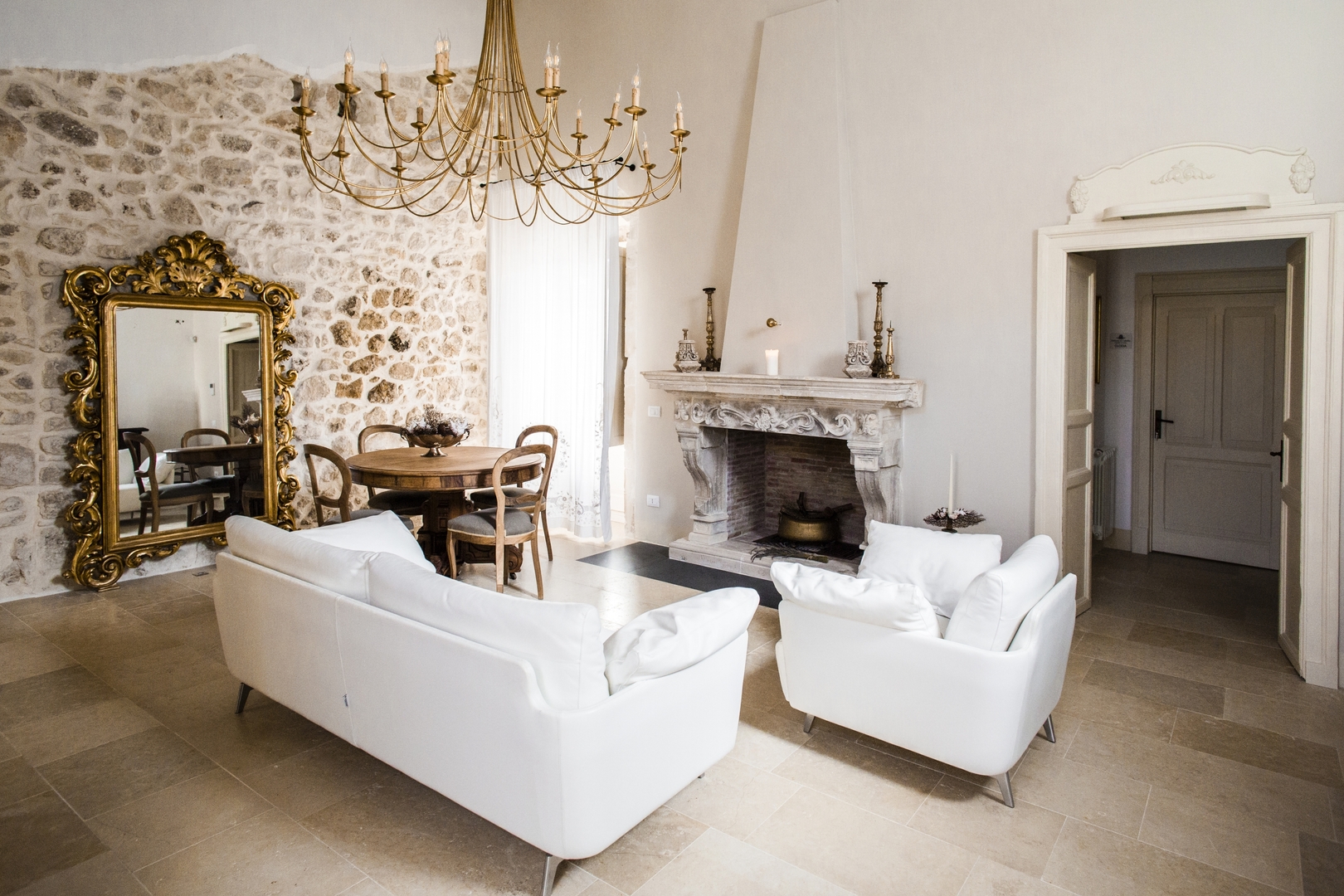 Private villa with swimming pool 5 Villas in Italy
