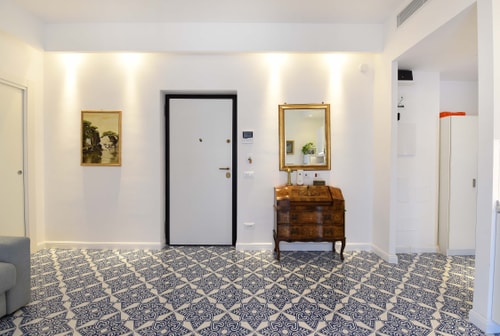Casa Nizza, Apartment in Town Centre 24 Villas in Italy