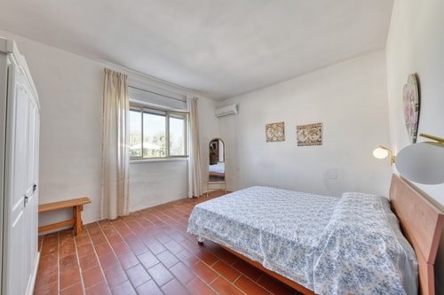 Villa Il Ginepro, Family-Friendly near Syracuse 12 Villas in Italy