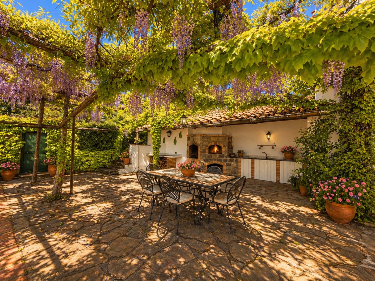Villa Natalia - Private villa with pool 3 Villas in Italy