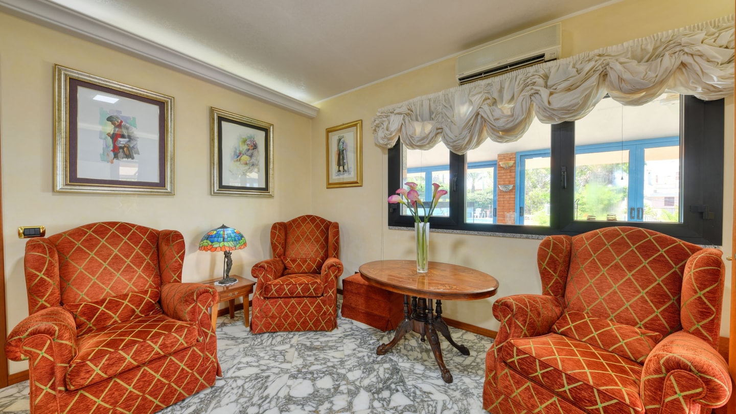 Villa Terra Di Luce, Mediterranean Charm near Syracuse 13 Villas in Italy