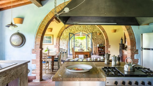 Podere Pulciano - Historic Tuscan farmhouse with pool 12 Italian Breaks