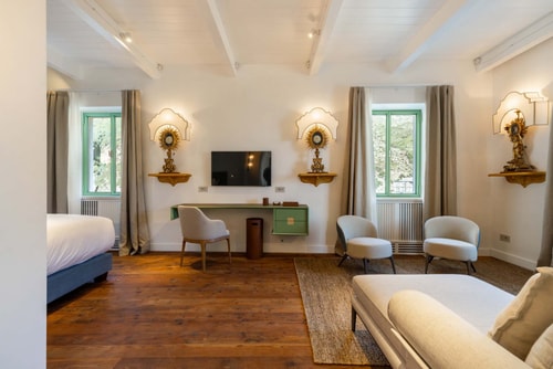 Isola del Poeta, Private Island with Pool & Chef 32 Villas in Italy