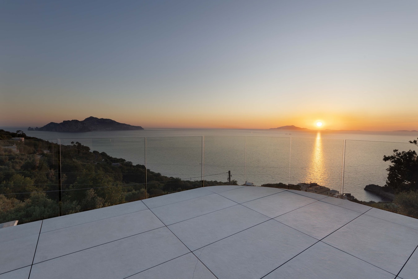 Villa Baia Serena, Panorama with Private Pool 46 Villas in Italy