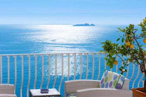 Casa Dalila, walking distance from Positano 53 Italian Breaks