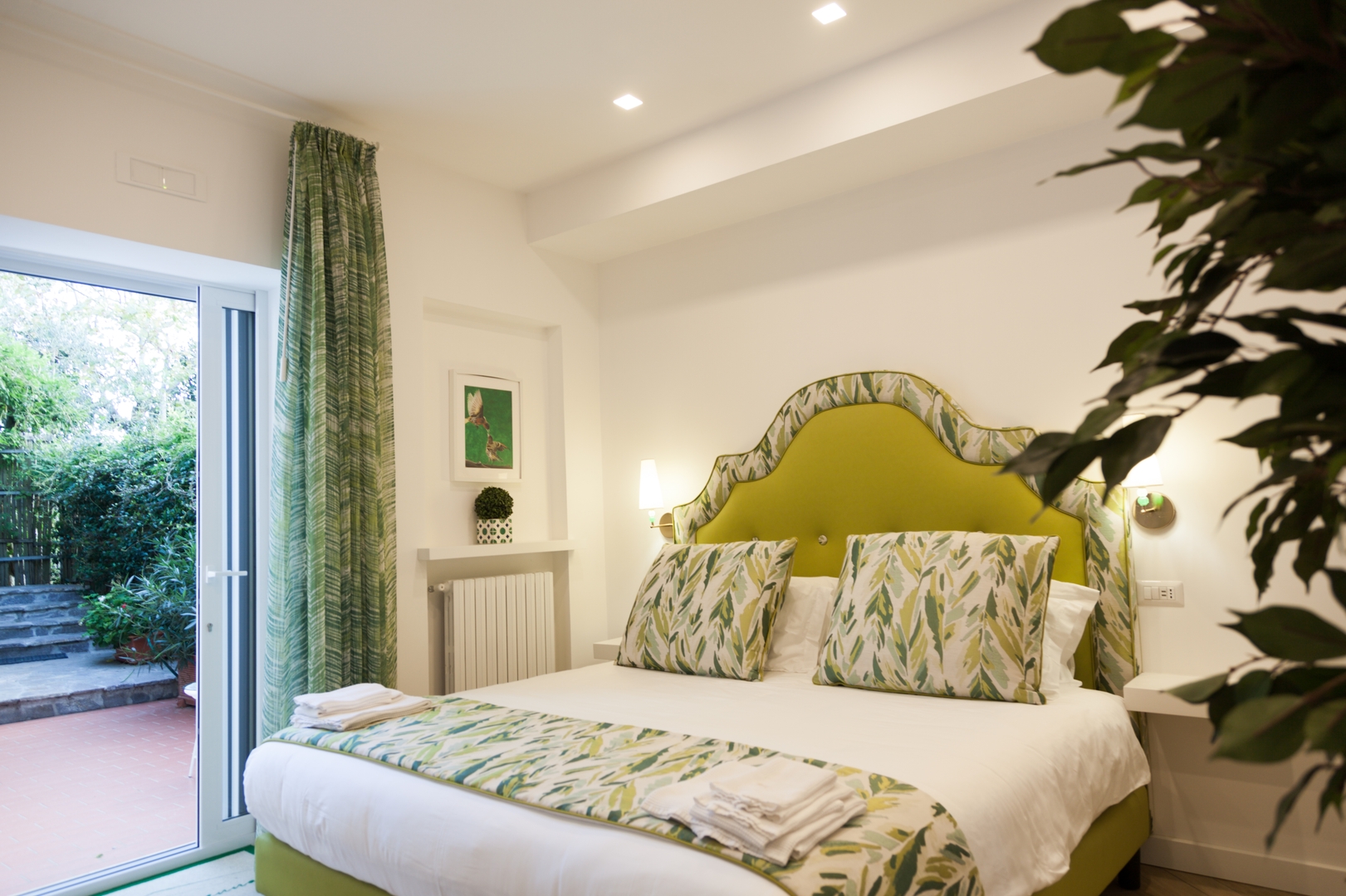 Resort Lubrense - perfect for large groups 21 Villas in Italy