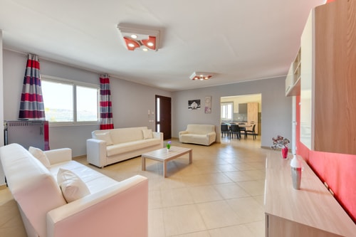 Villa Luce, close to town 4 Villas in Italy