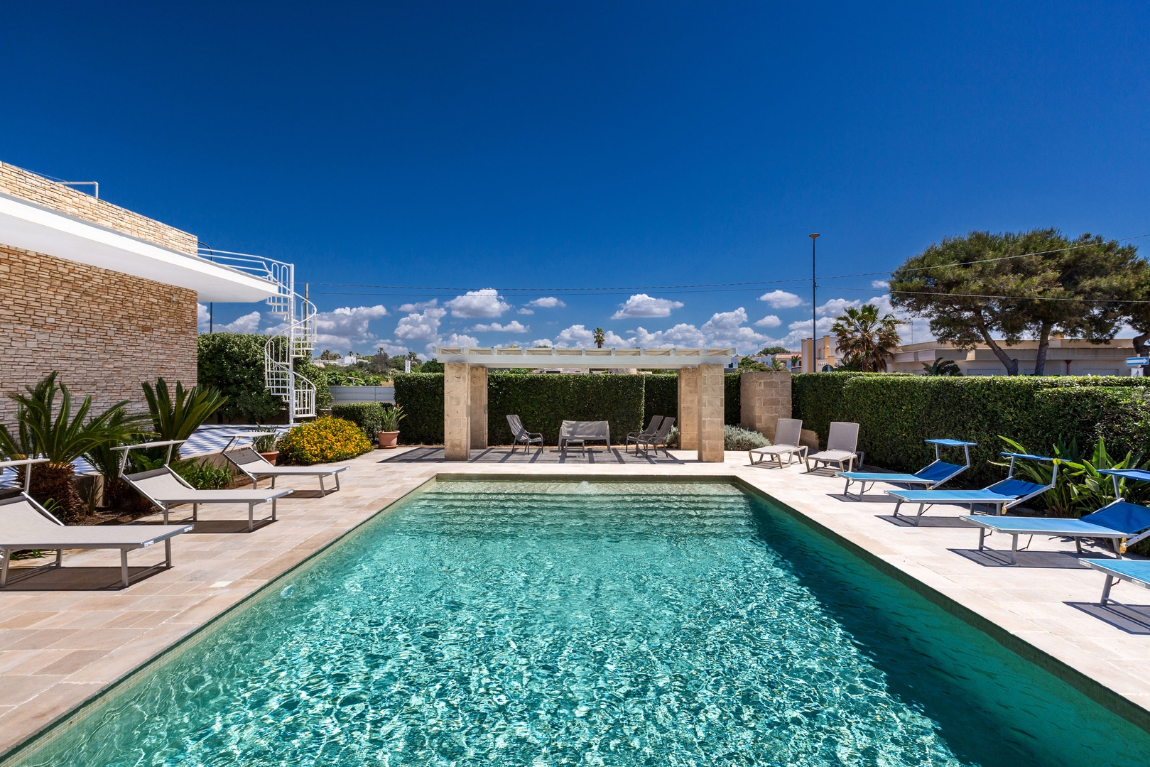 Villa Rosemund - Private seafront villa with pool 40 Villas in Italy
