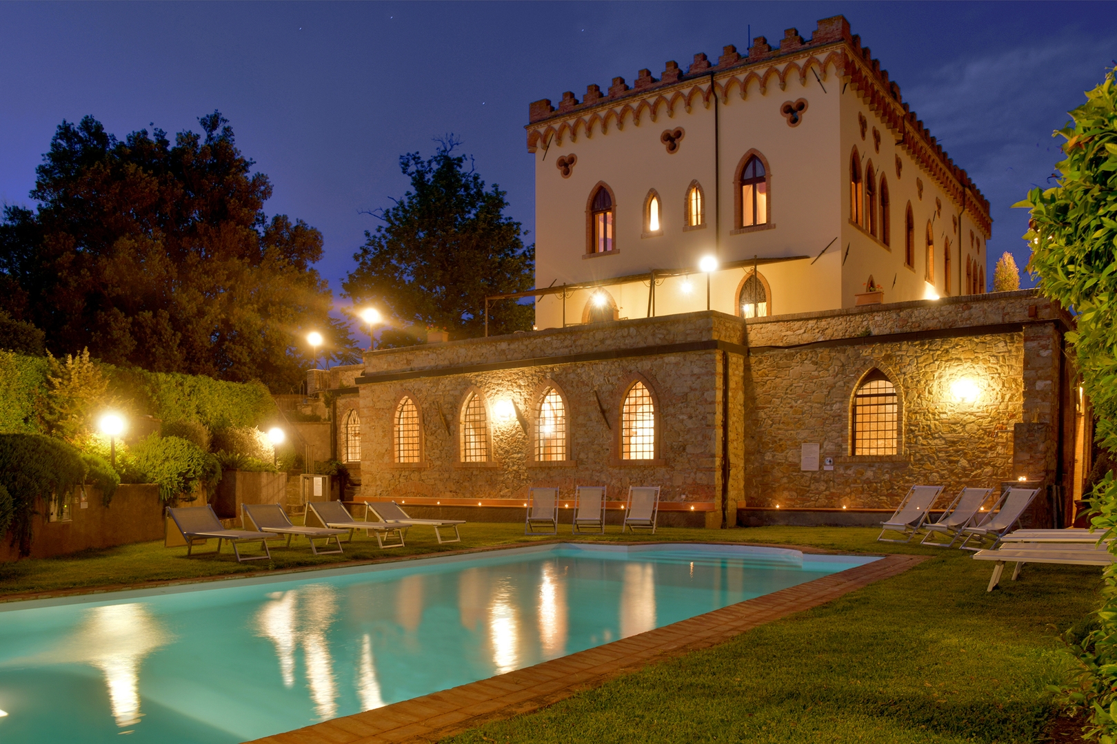 Castello Casalino – Guardistallo – Pisa area 42 Villas in Italy