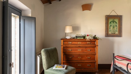Podere Pulciano - Historic Tuscan farmhouse with pool 19 Italian Breaks
