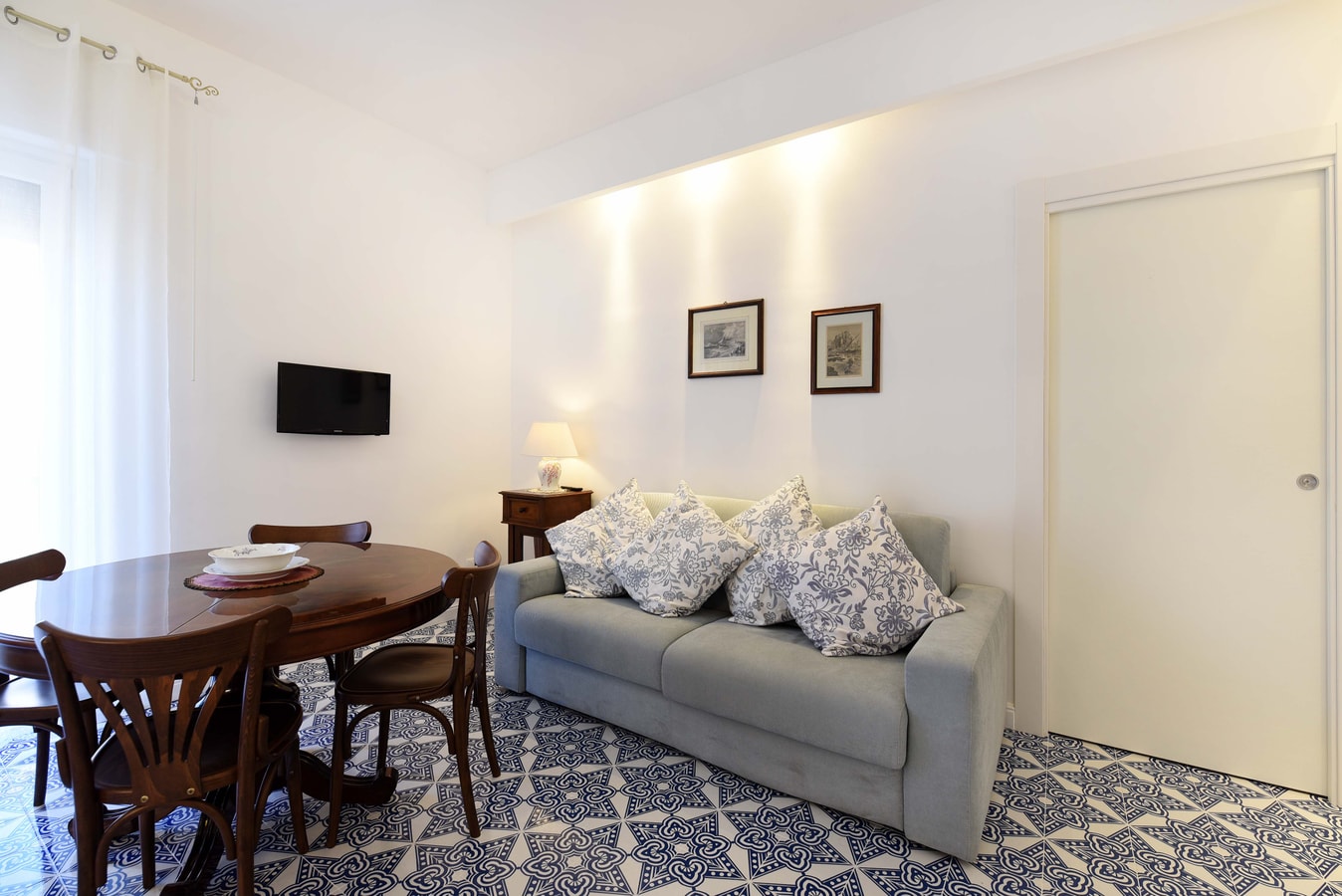 Casa Nizza, Apartment in Town Centre 21 Villas in Italy