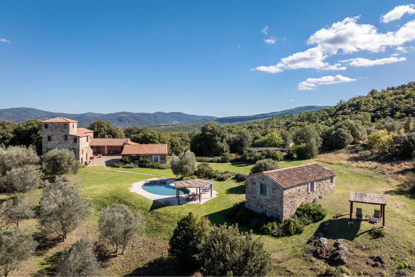Villa Etruria, near Casole d’Elsa 44 Villas in Italy